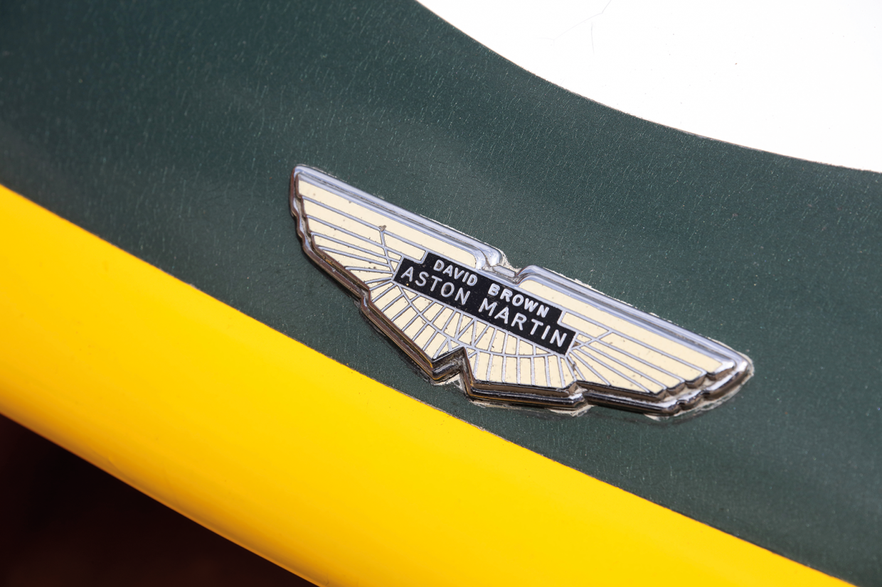 Classic & Sports Car – Jaguar D-type vs Aston Martin DB3S: Won for the road